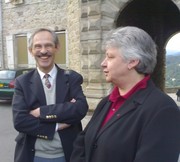 A côté de Véronique Louis, Michel teston, sénateur socialiste de l'Ardèche qui a démissionné de son poste de Président du Conseil Général après son élection au Sénat et a déposé une proposition de loi contre le cumul de mandat. On voit que cette idée est dans l'air depuis quelque temps déjà . Il faut rendre hommage à celui qui se l'appliquait à lui-même quand il était élu!